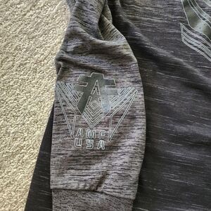 Buckle American Fighter large long sleeve shirt